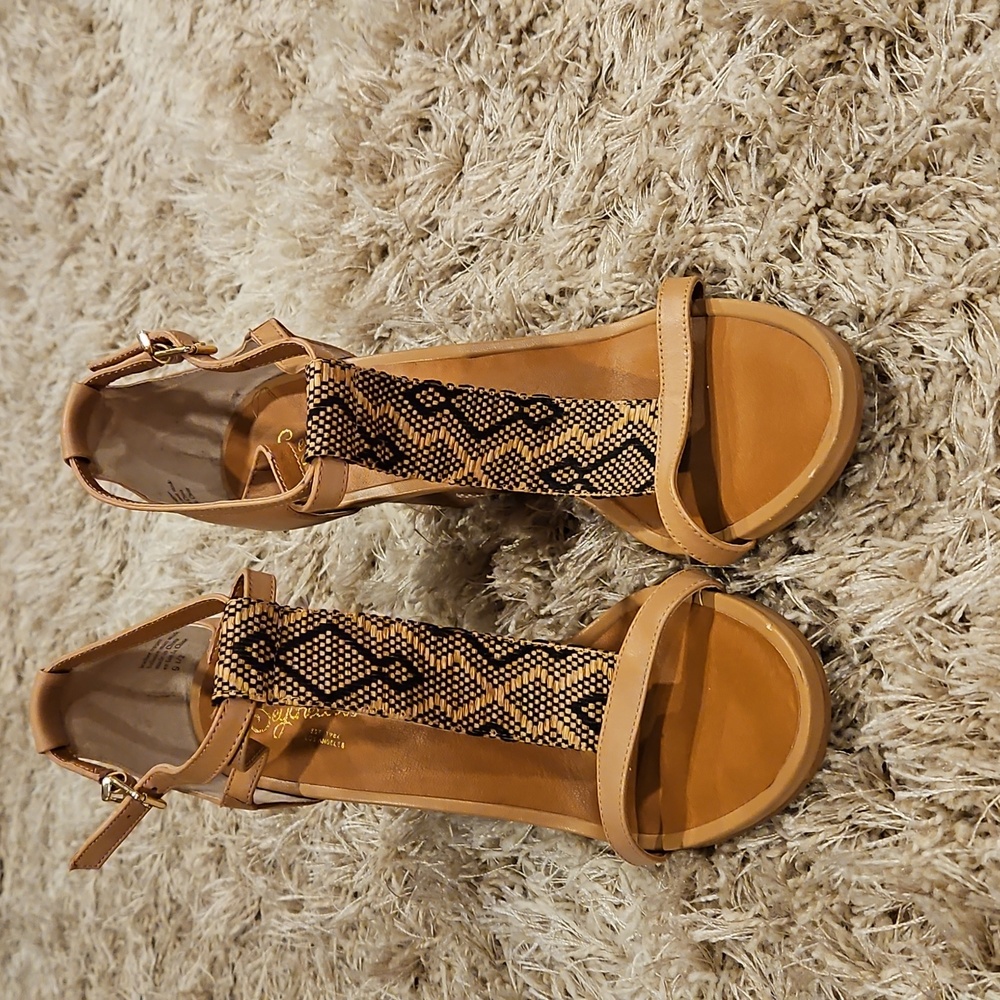 SEYCHELLES Open toe wedge sandals womens size 9 1/2